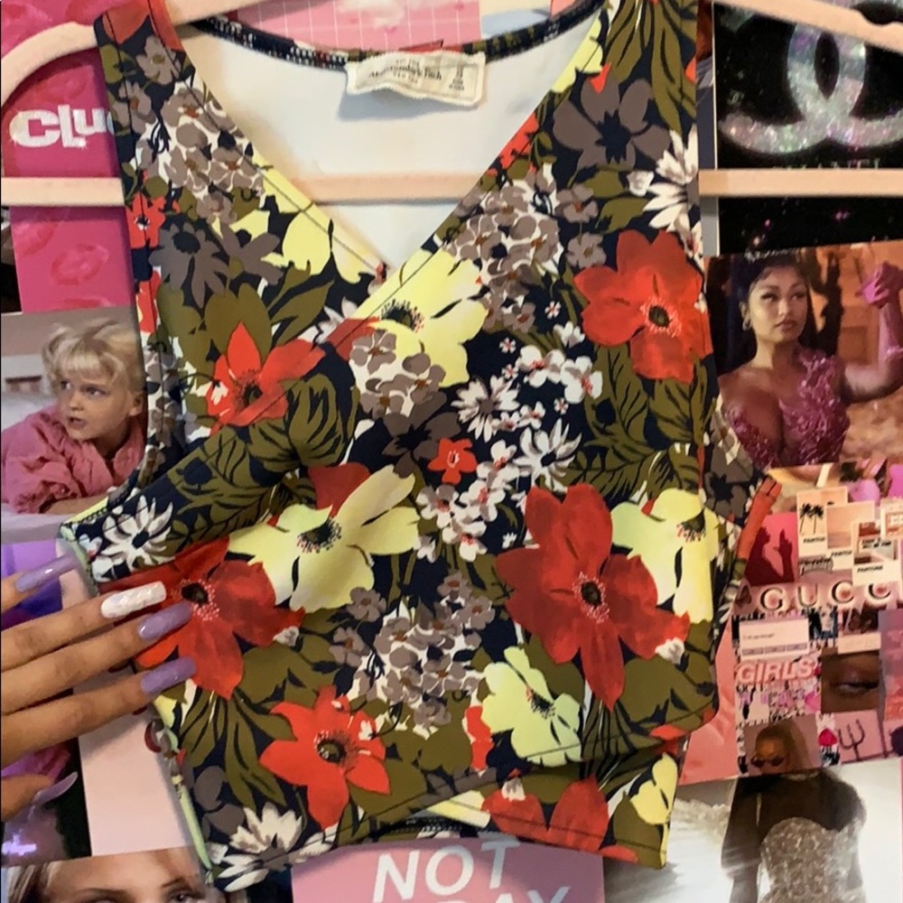 abercrombie & fitch floral top